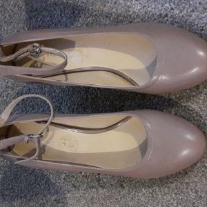 Nine west nude heels